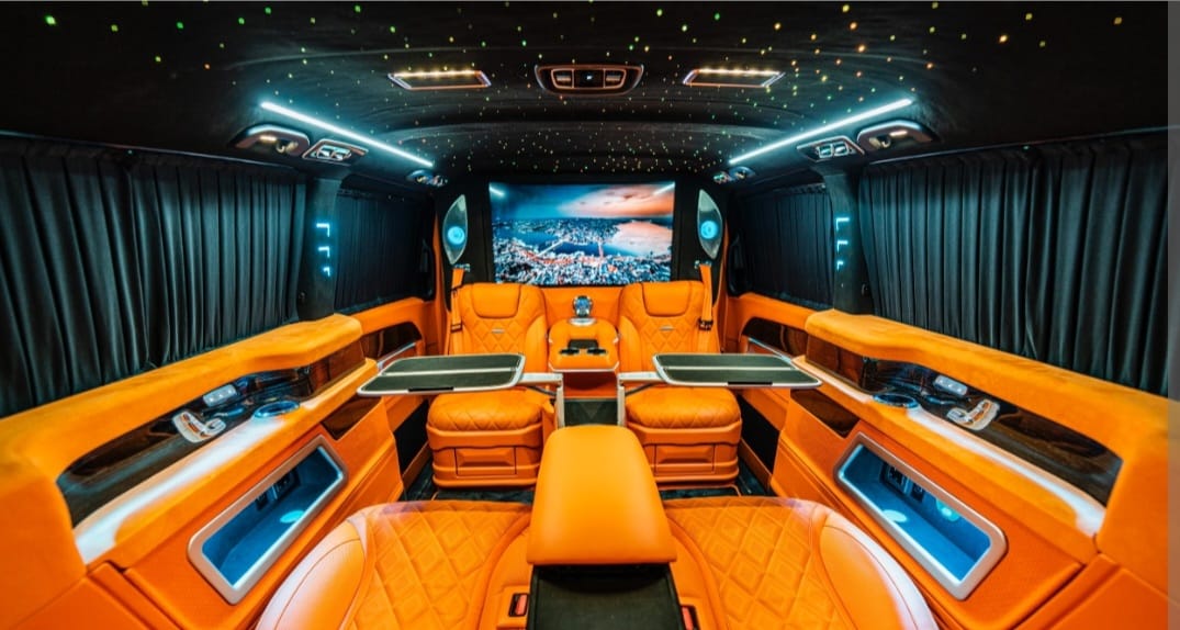 Monovia Vip